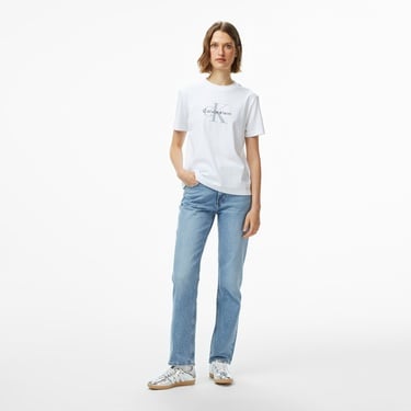  Calvin Klein Hero Classic Monologo Kadın Beyaz T-Shirt