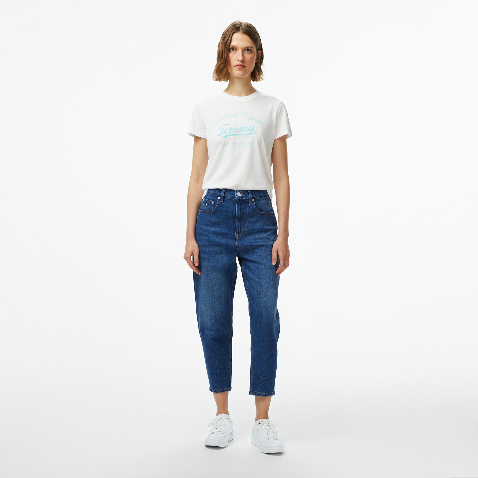 Tommy Hilfiger Essential Logo Kadın Beyaz T-Shirt