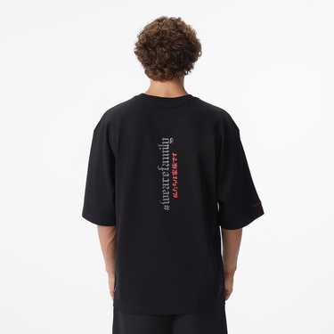  UNITED4 x Monkey Project We Are Family Unisex Siyah T-Shirt