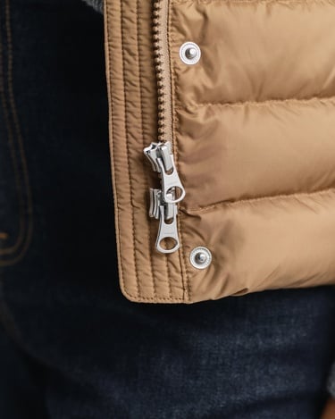  GANT Kadın Kaverengi Regular Fit Dik Yaka Kaz Tüyü Yelek