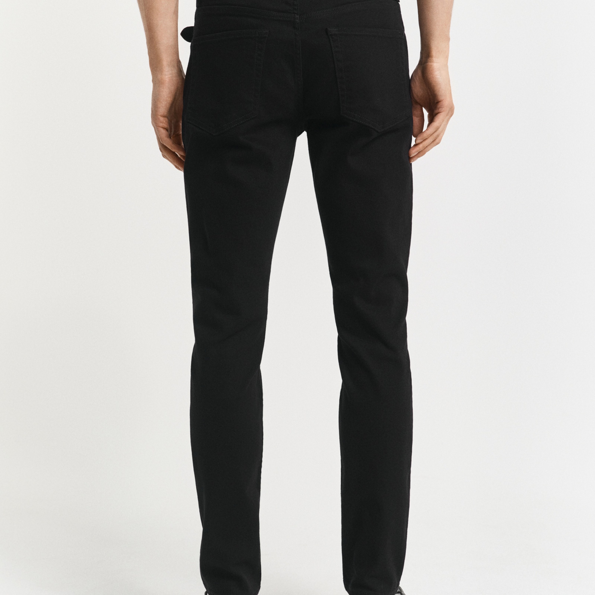 GANT Erkek Siyah Slim Fit Stay Black Jean
