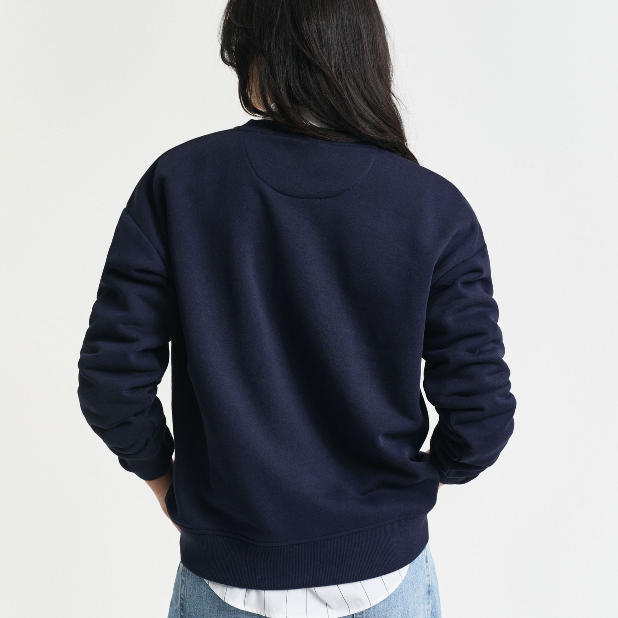 GANT Kadın Lacivert Relaxed Fit Bisiklet Yaka Sweatshirt
