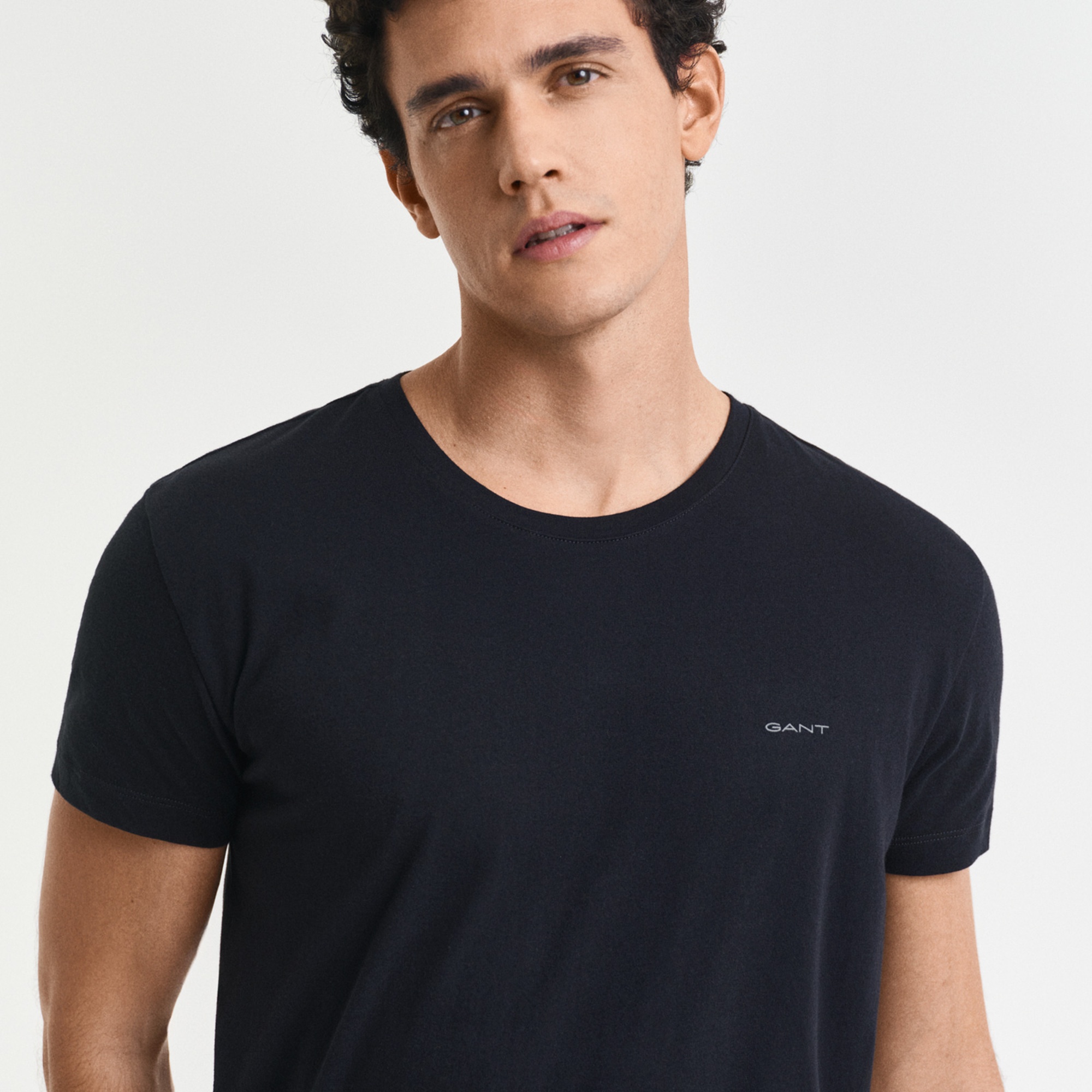 GANT Erkek Siyah Regular Fit Bisiklet Yaka Kısa Kollu 2'li Atlet