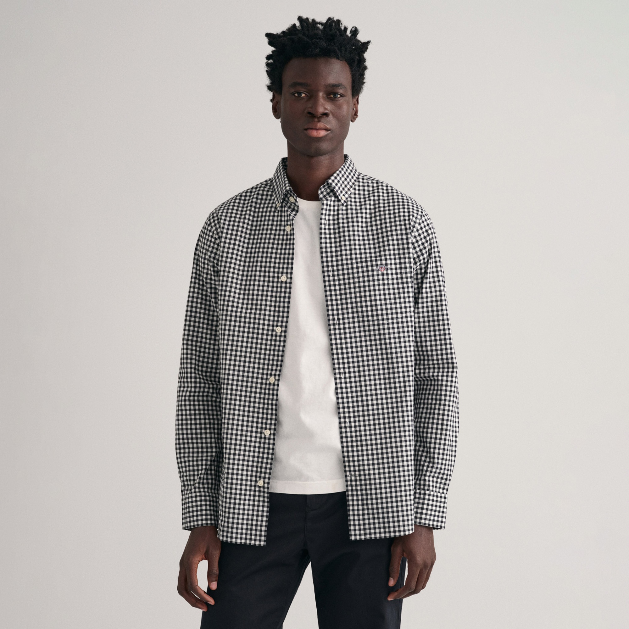 GANT Erkek Siyah Regular Fit Düğmeli Yaka Kareli Gömlek