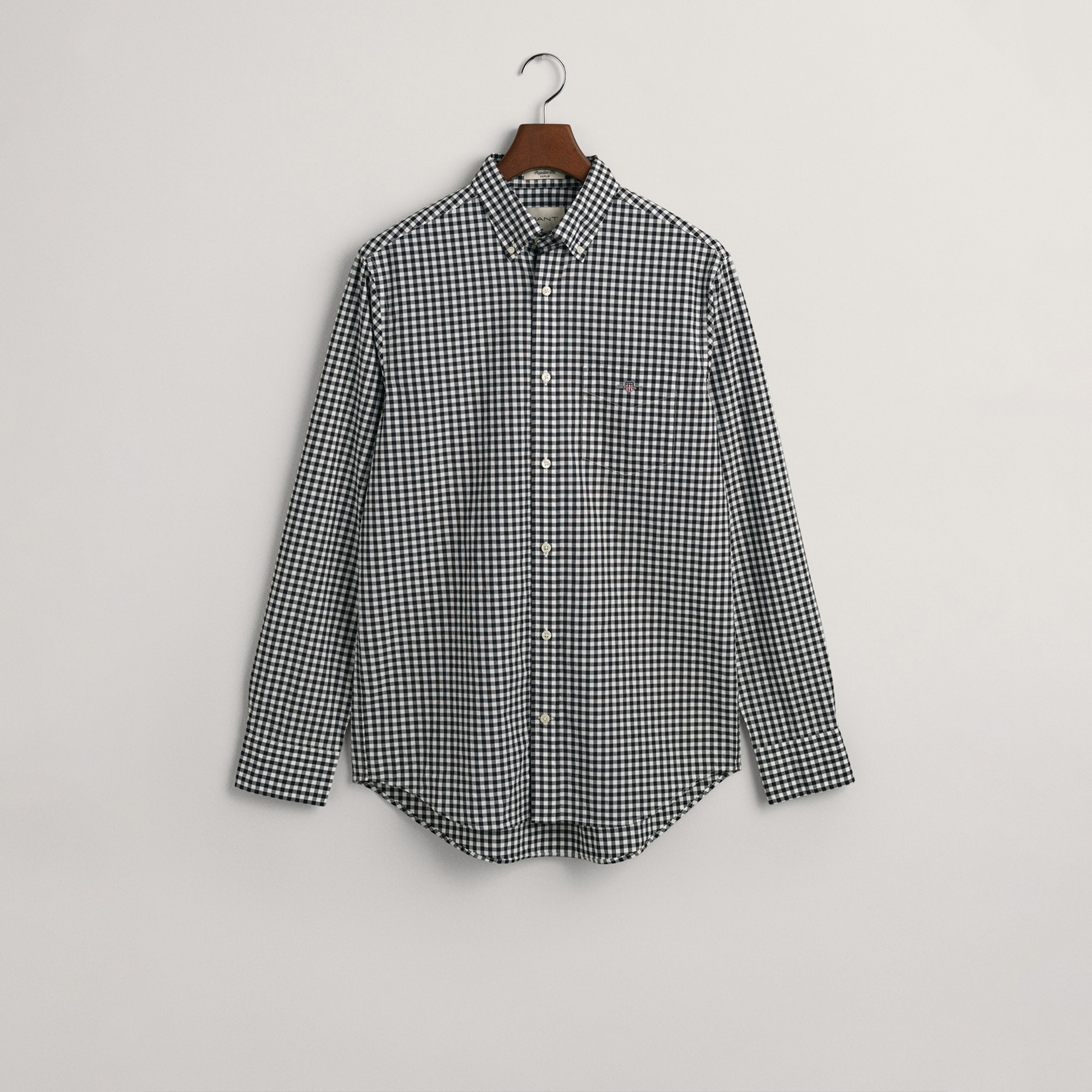 GANT Erkek Siyah Regular Fit Düğmeli Yaka Kareli Gömlek