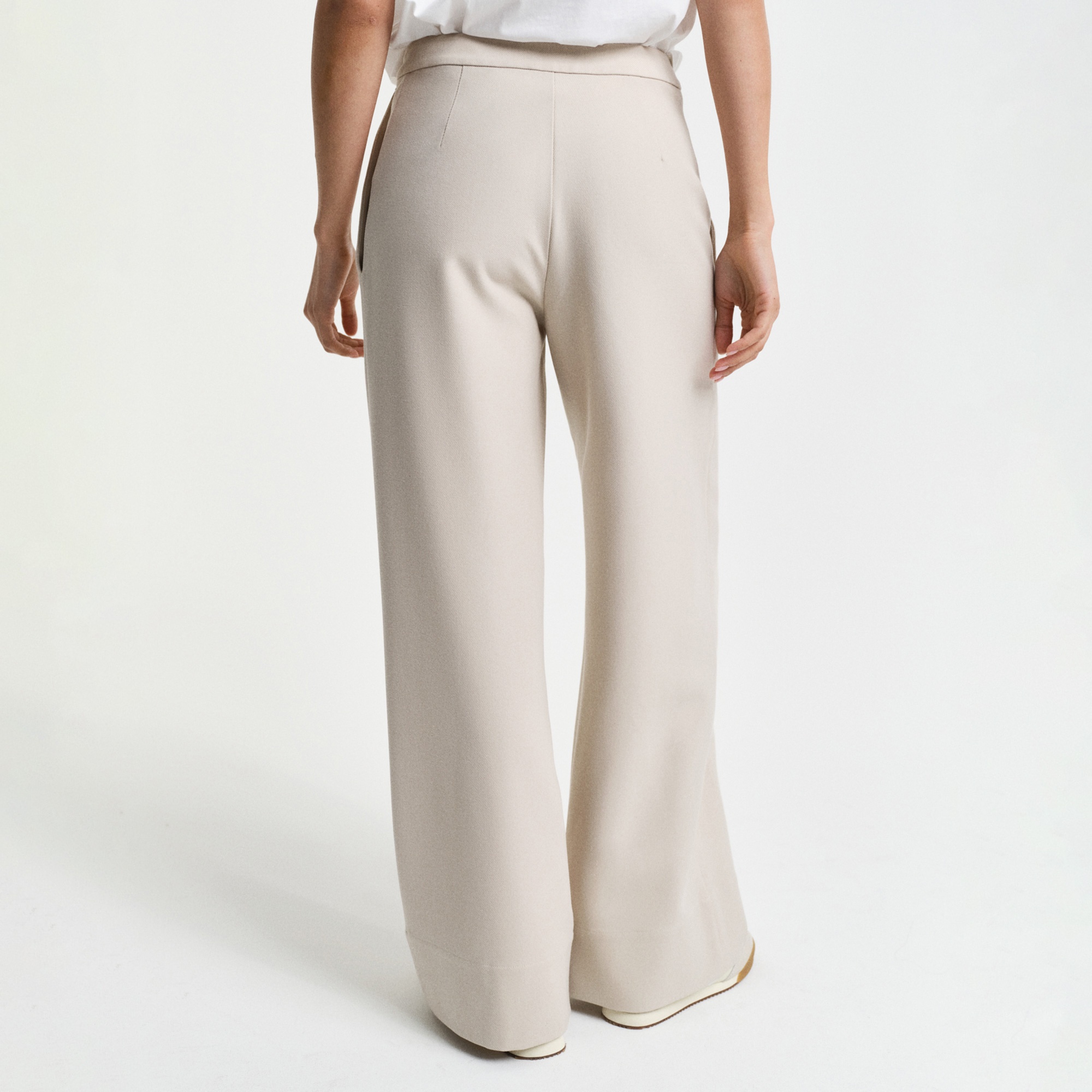 GANT Kadın Bej Straight Fit Pantolon