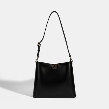  Kadın Siyah Omuz Çantası