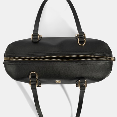  Kadın Siyah Omuz Çantası