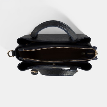  Kadın Lacivert Omuz Askılı El Çantası