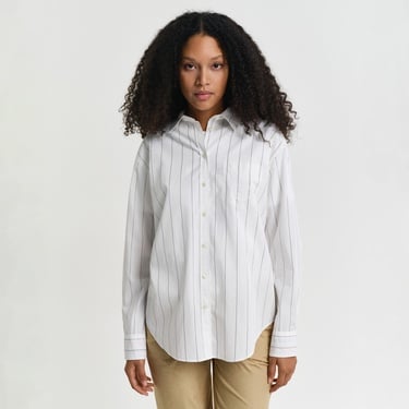  GANT Kadın Beyaz Relaxed Fit Klasik Yaka Çizgili Gömlek