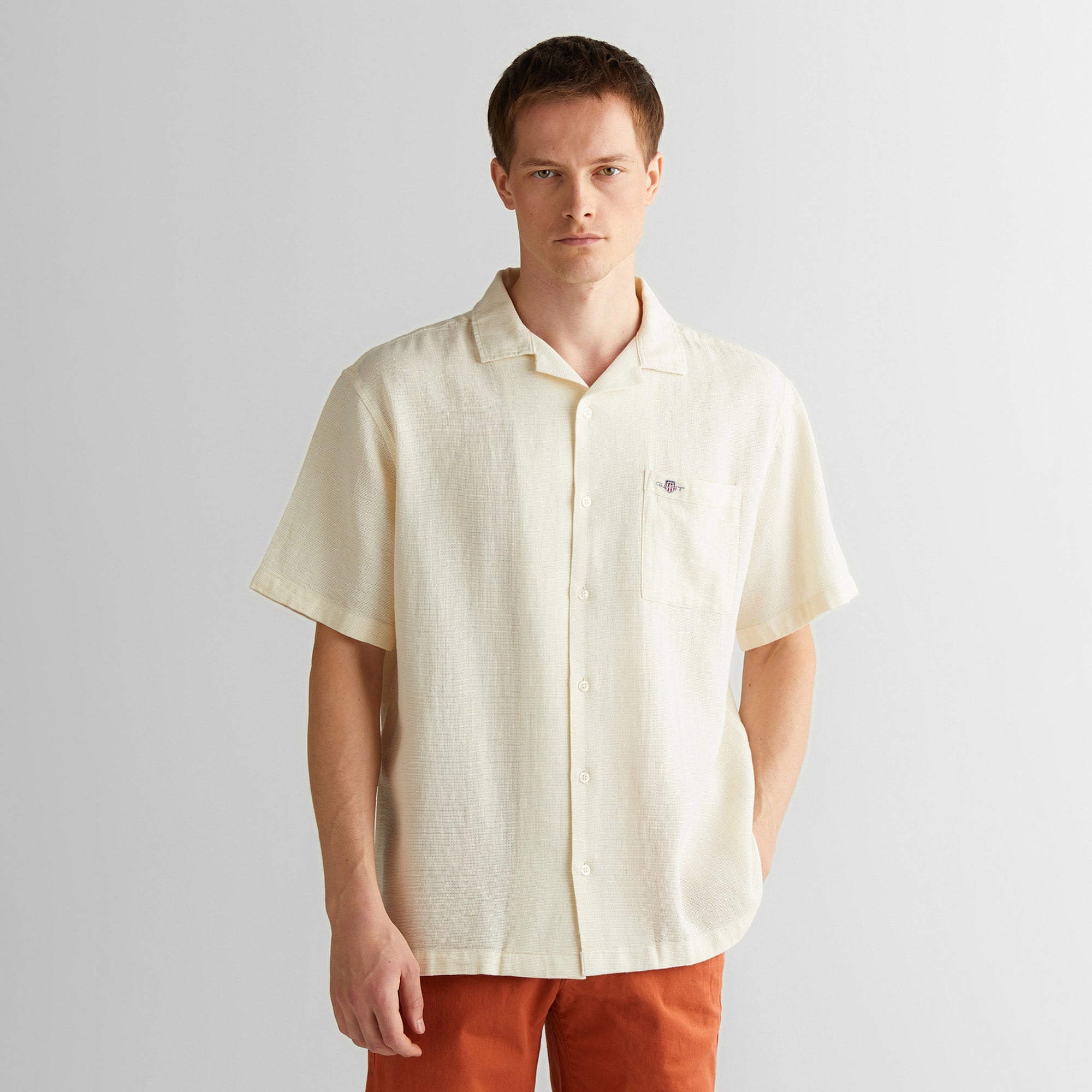 GANT Erkek Krem Regular Fit Klasik Yaka Gömlek