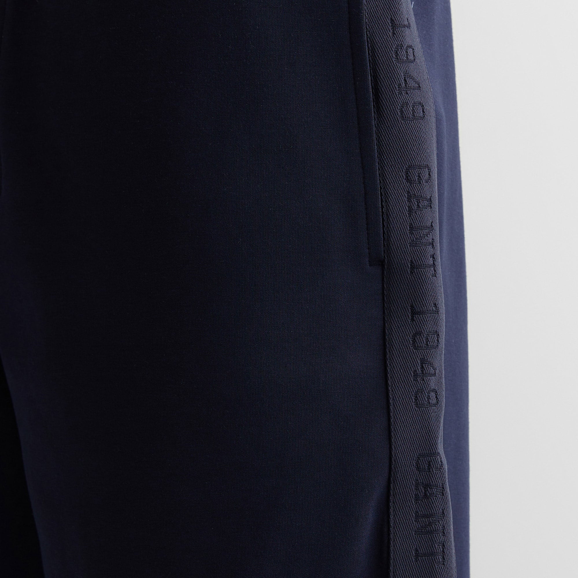 GANT Erkek Lacivert Regular Fit Logolu Şort