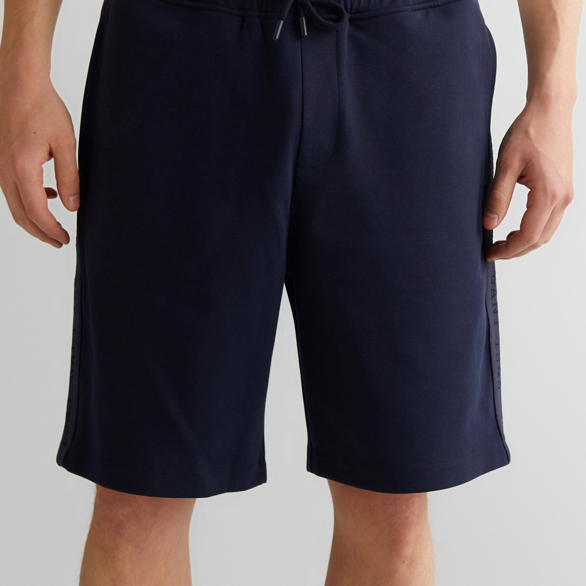 GANT Erkek Lacivert Regular Fit Logolu Şort