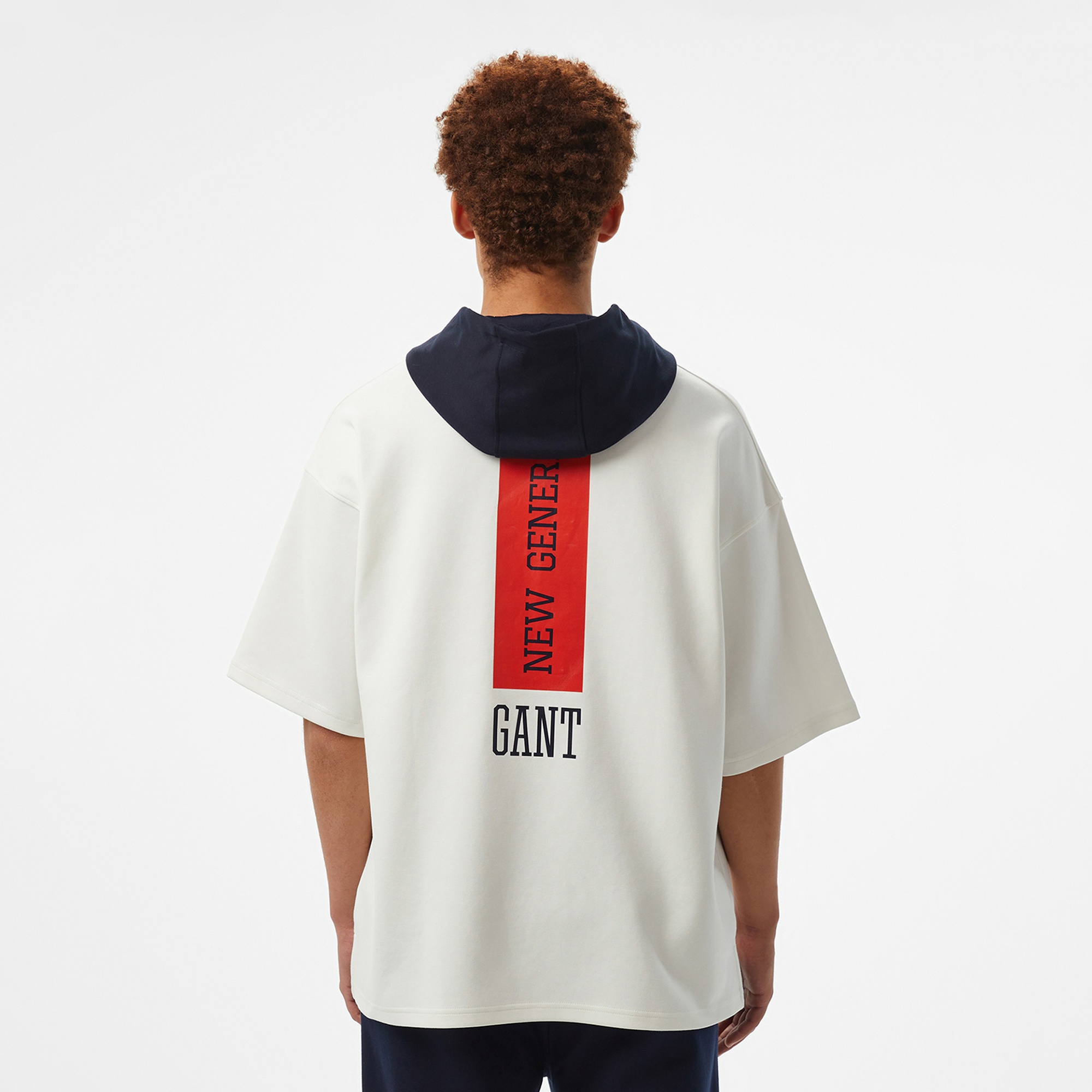 GANT Erkek Beyaz Kapüşonlu T-Shirt