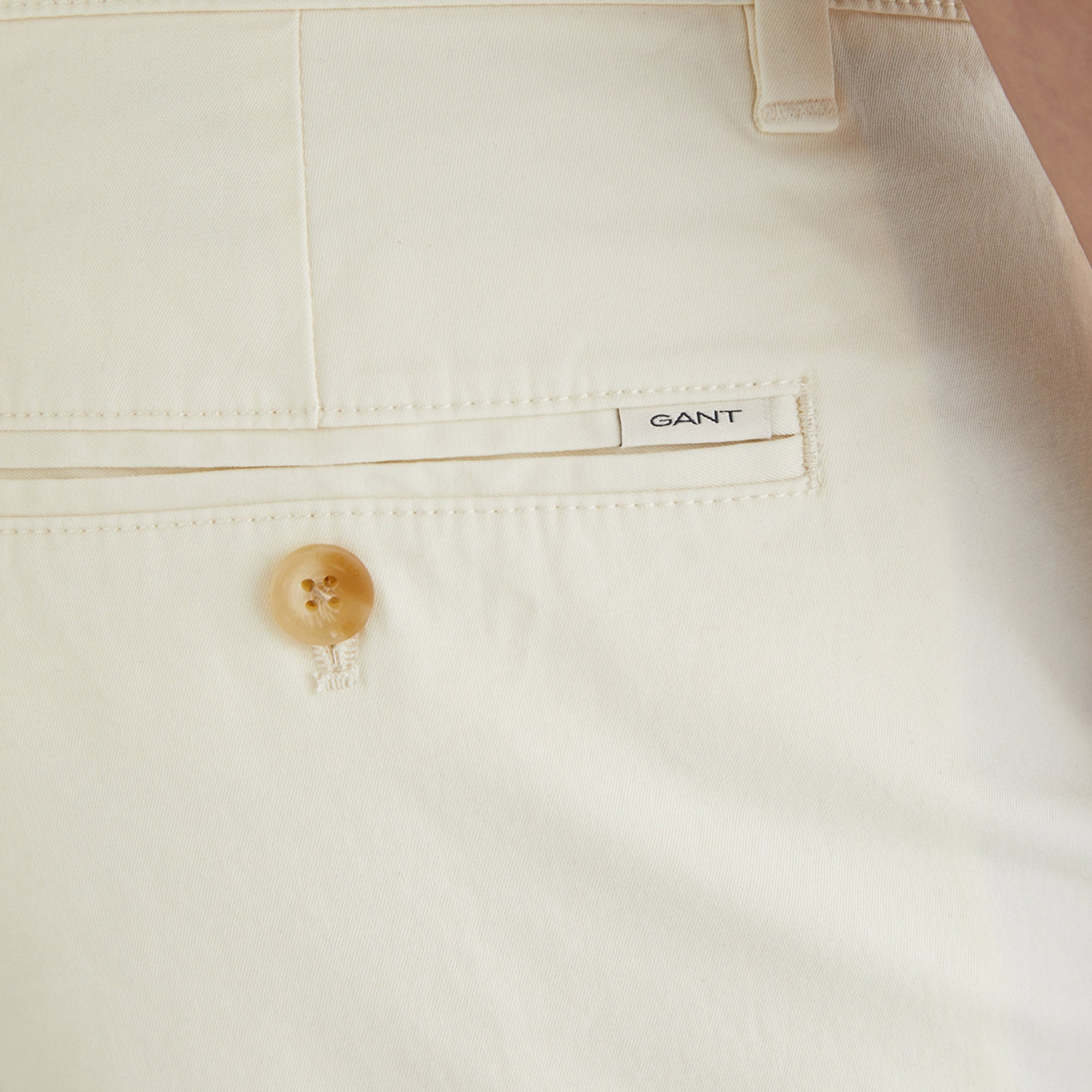 GANT Erkek Krem Slim Fit Şort