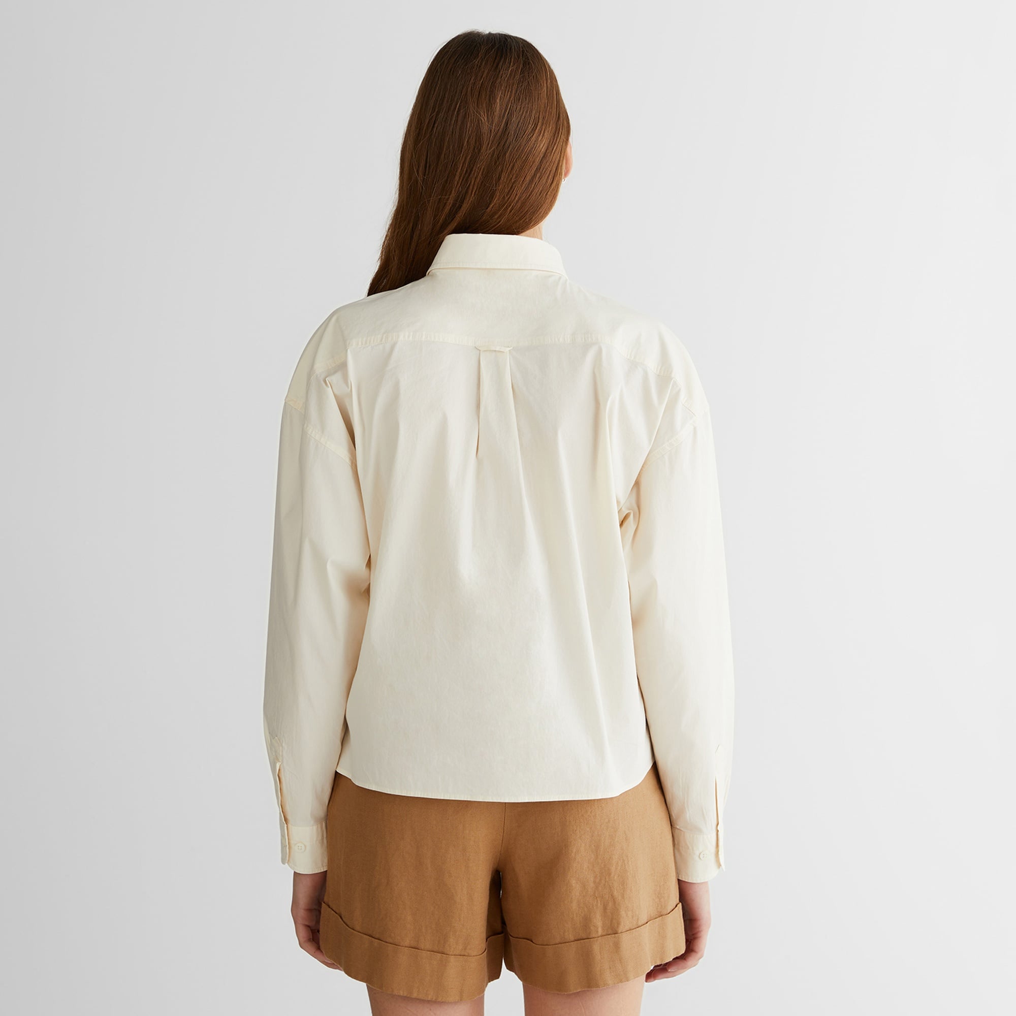 GANT Kadın Krem Klasik Yaka Logolu Gömlek