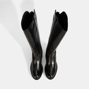  Kadın Siyah Metal Toka Detaylı Deri Çizme