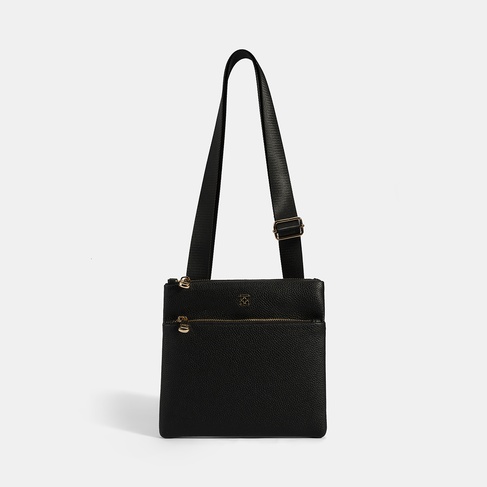  Kadın Siyah Omuz Askılı Çanta