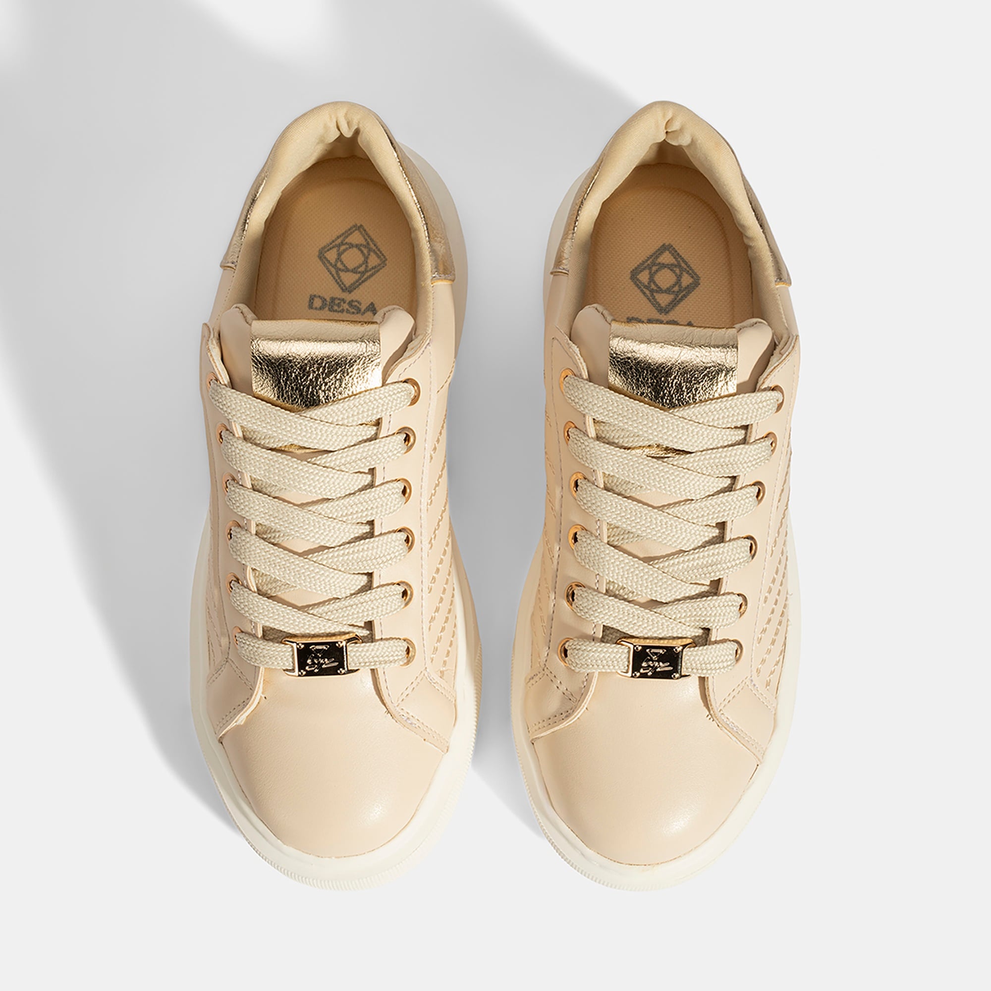 Kadın Bej Bağcıklı Spor Ayakkabı