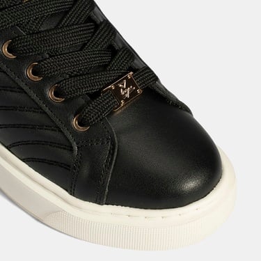  Kadın Siyah Bağcıklı Spor Ayakkabı