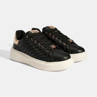  Kadın Siyah Bağcıklı Spor Ayakkabı