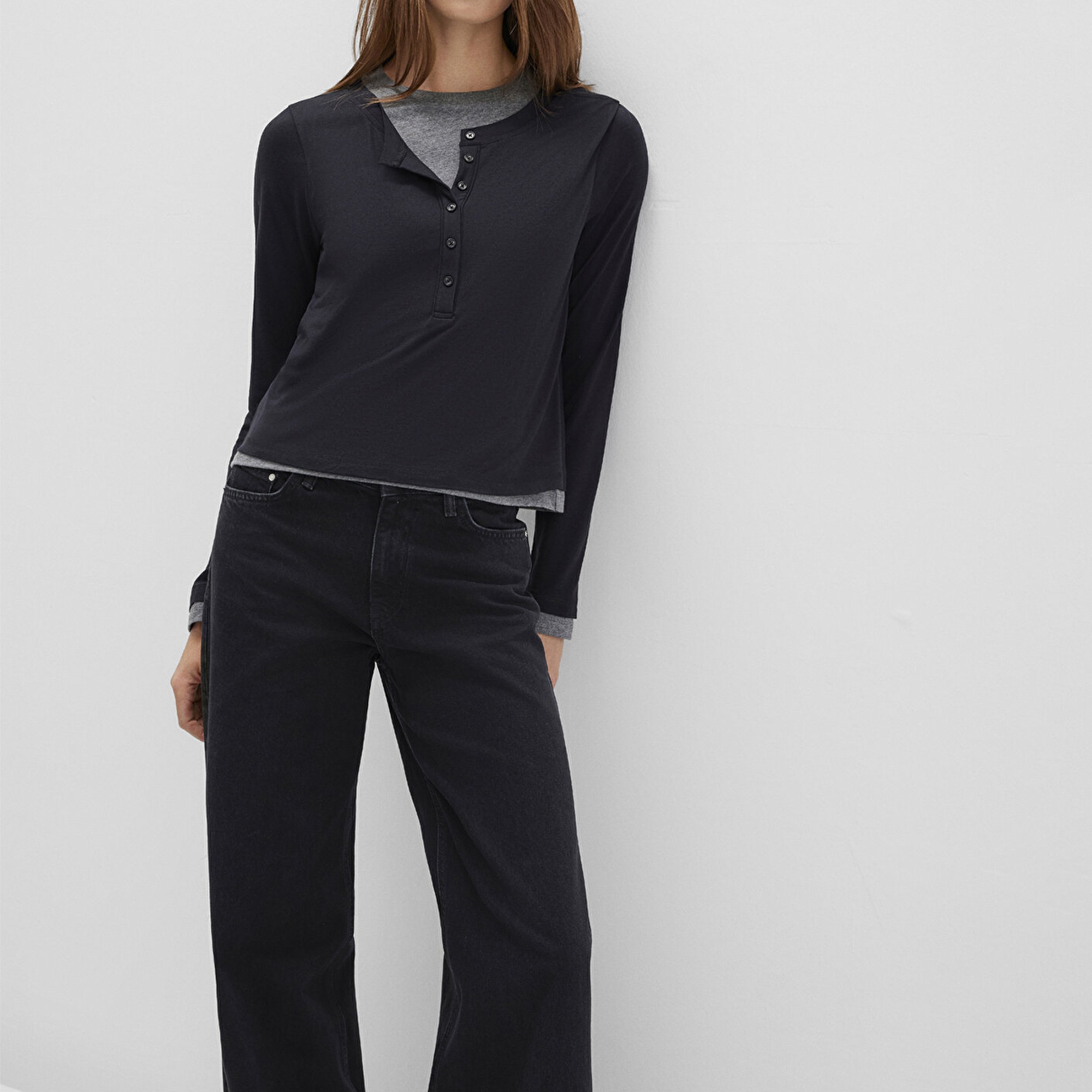 Mavi Yün Karışımlı Çift Katlı Siyah Uzun Kollu Tişört Semi Slim Fit / Yarı Dar Kesim 1613400-900