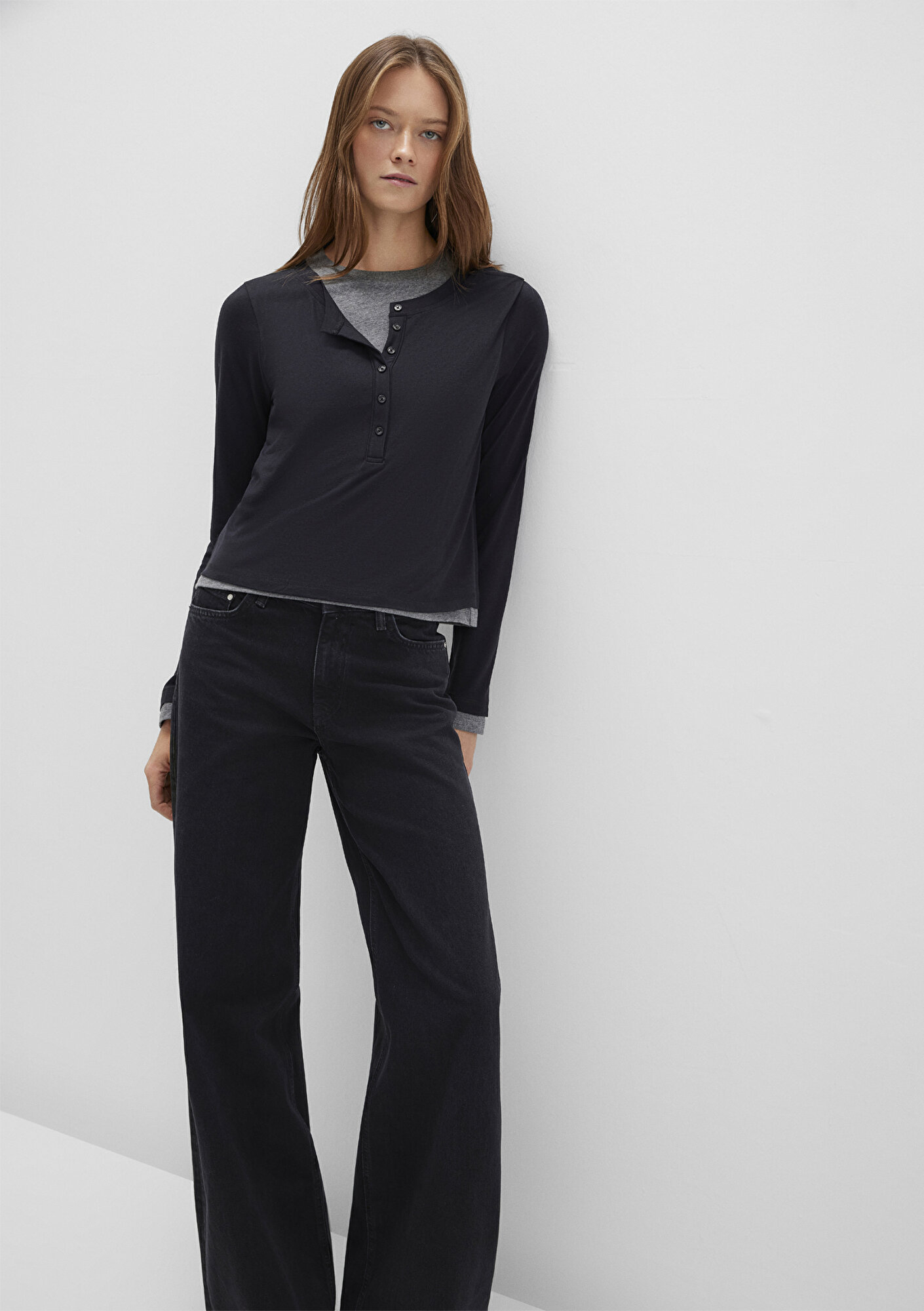  Mavi Yün Karışımlı Çift Katlı Siyah Uzun Kollu Tişört Semi Slim Fit / Yarı Dar Kesim 1613400-900