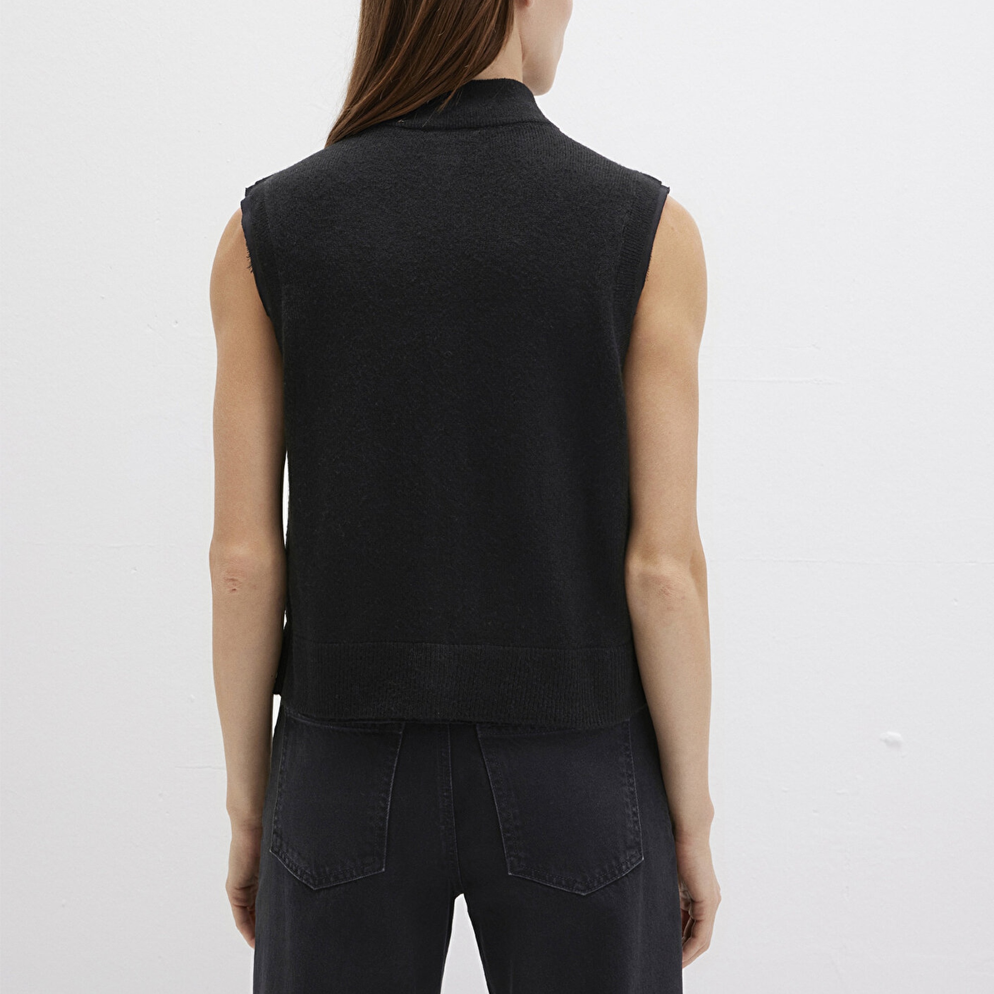 Mavi Yün Karışımlı Siyah Süveter Regular Fit / Normal Kesim 1710791-900