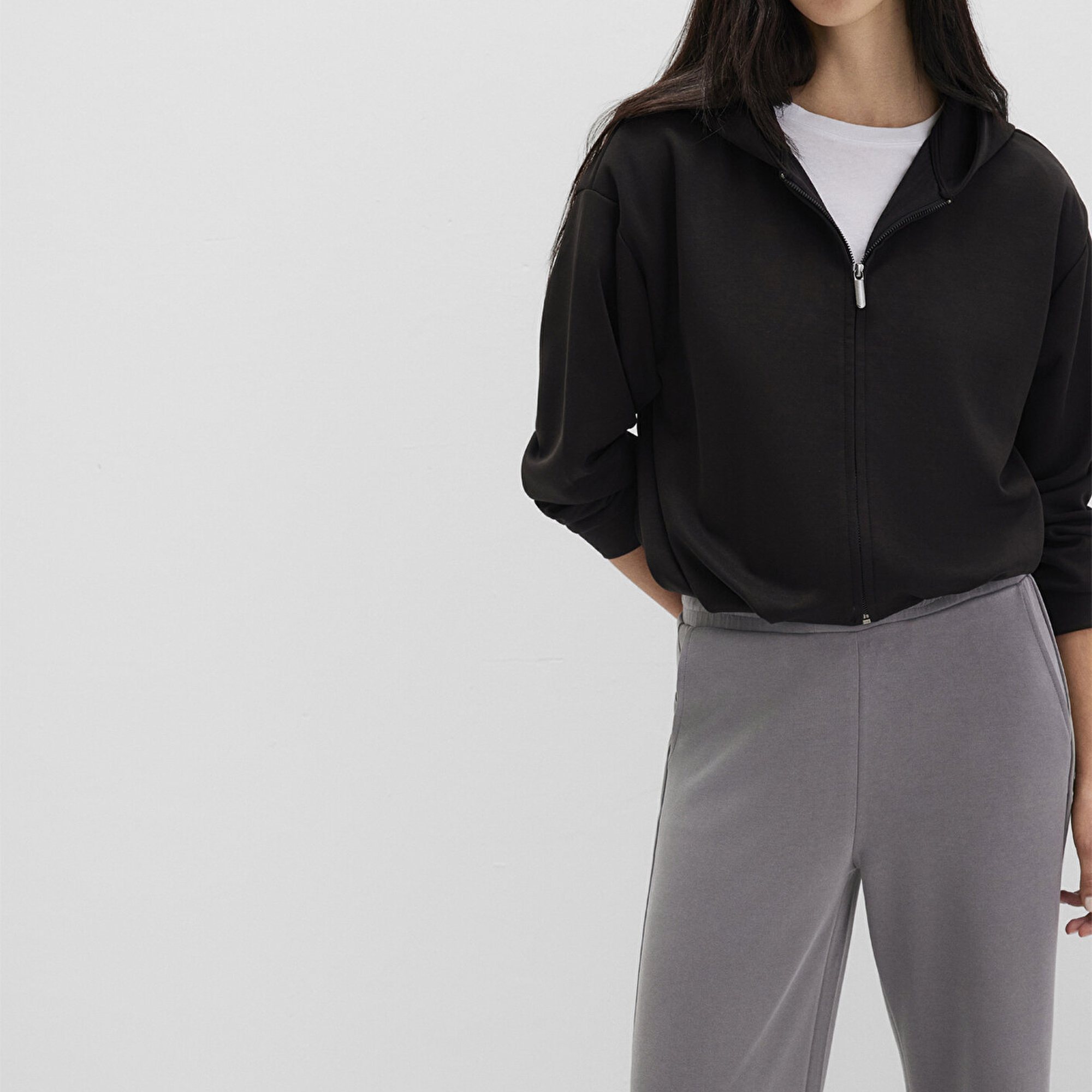 Mavi Fermuarlı Tencel TM Siyah Sweatshirt 1S10489-900