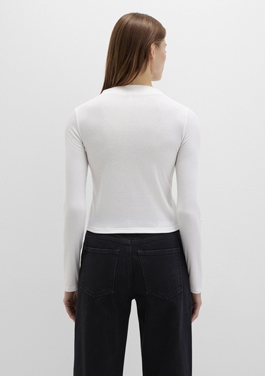  Mavi Düğme Detaylı Ekru Tişört Fitted / Vücuda Oturan Kesim 1613695-70057