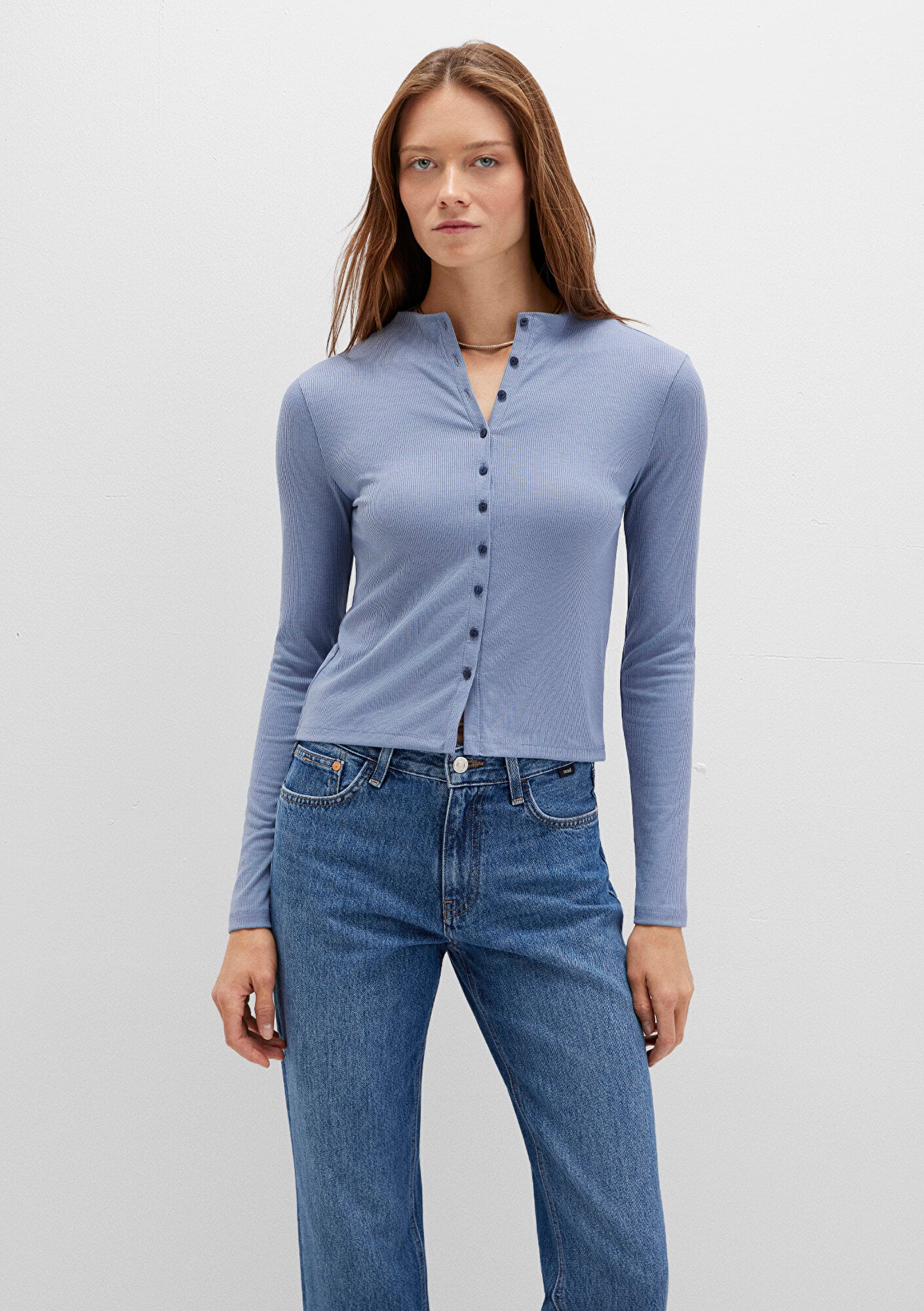  Mavi Düğme Detaylı Mavi Tişört Fitted / Vücuda Oturan Kesim 1613695-86802