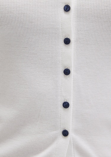  Mavi Düğme Detaylı Ekru Tişört Fitted / Vücuda Oturan Kesim 1613695-70057