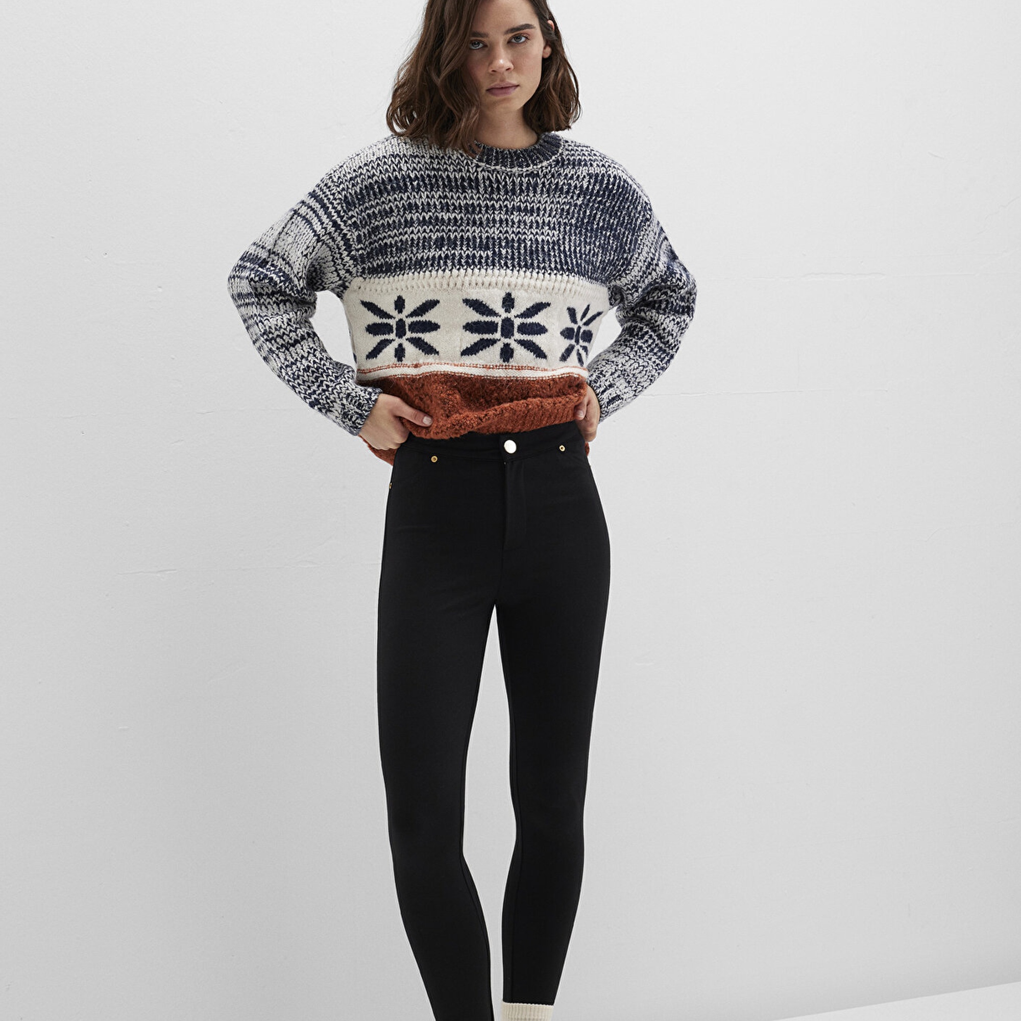 Mavi Düğmeli Siyah Tayt 1011096-900