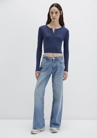  Mavi Düğme Detaylı Uzun Kollu Siyah Crop Basic Tişört Crop / Kısa Kesim 1613403-70487