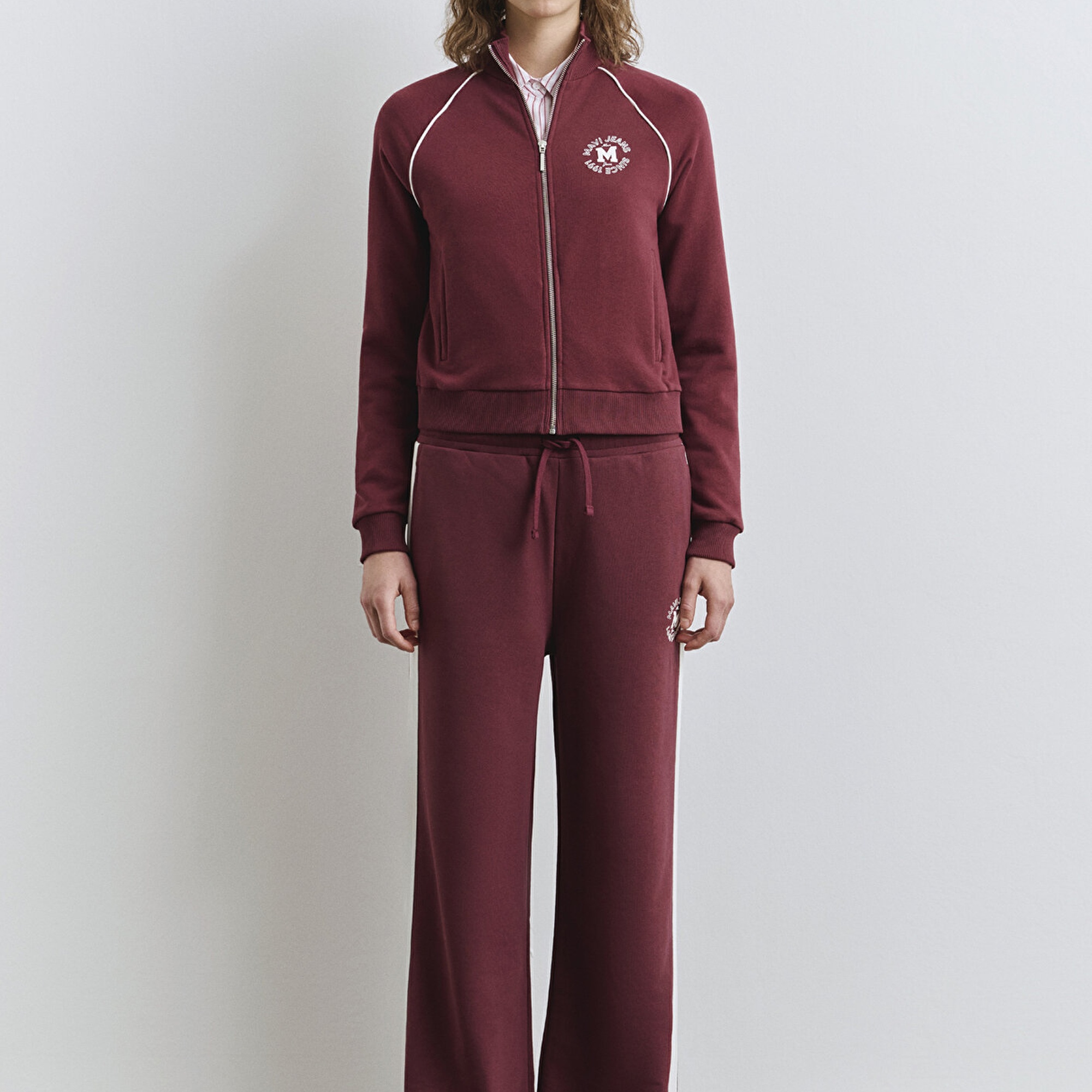 Mavi Biye Detaylı Fermuarlı Bordo Sweatshirt 1S10365-70393