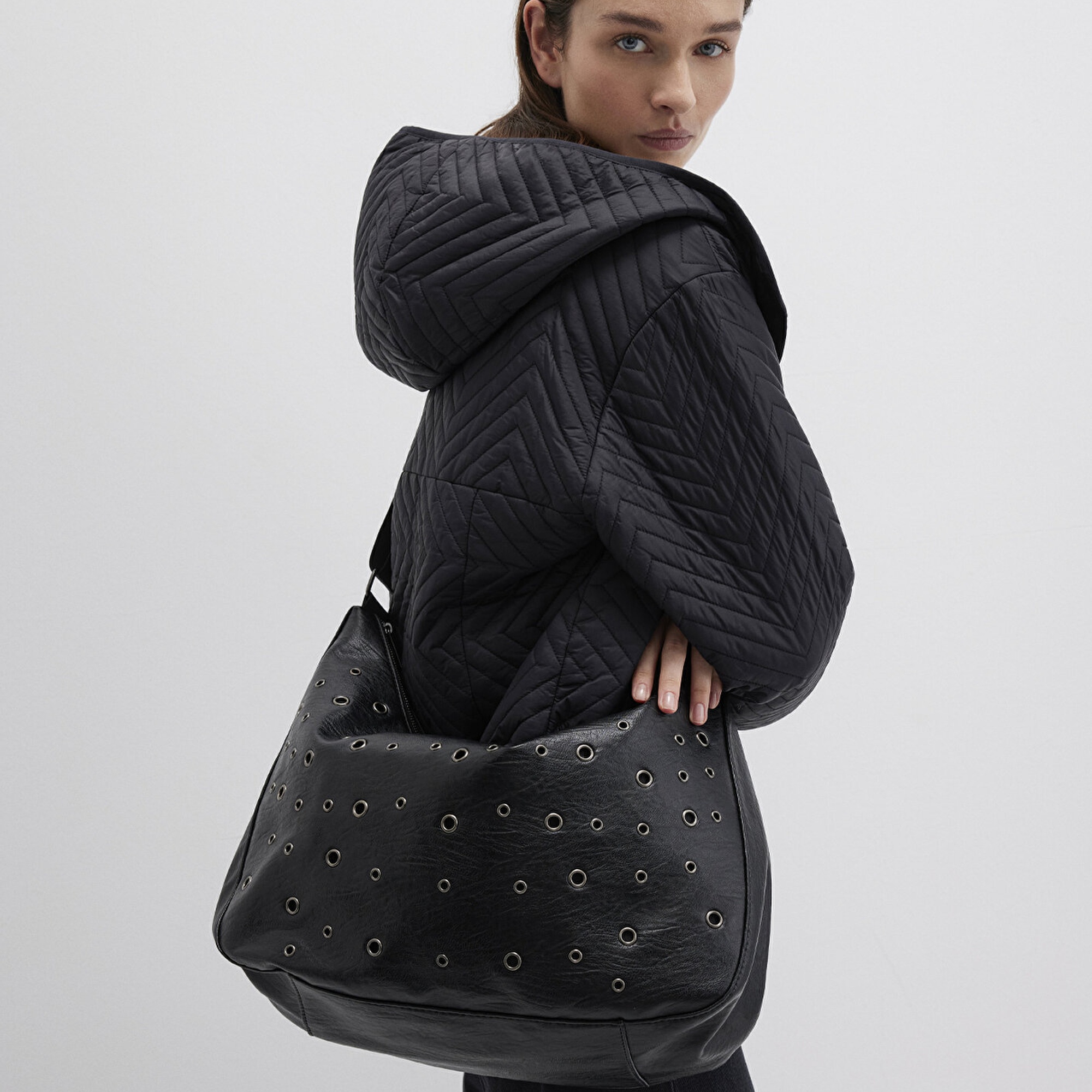 Mavi Siyah Çanta 1913374-900