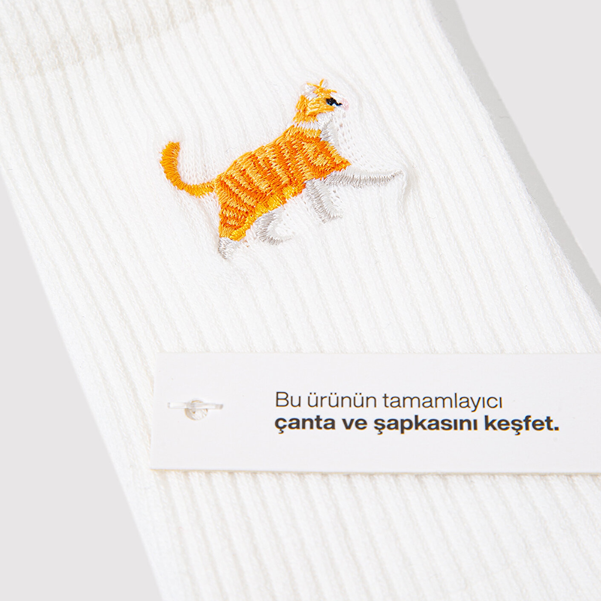 Mavi Kedi Nakışlı Beyaz Soket Çorabı 1913434-620