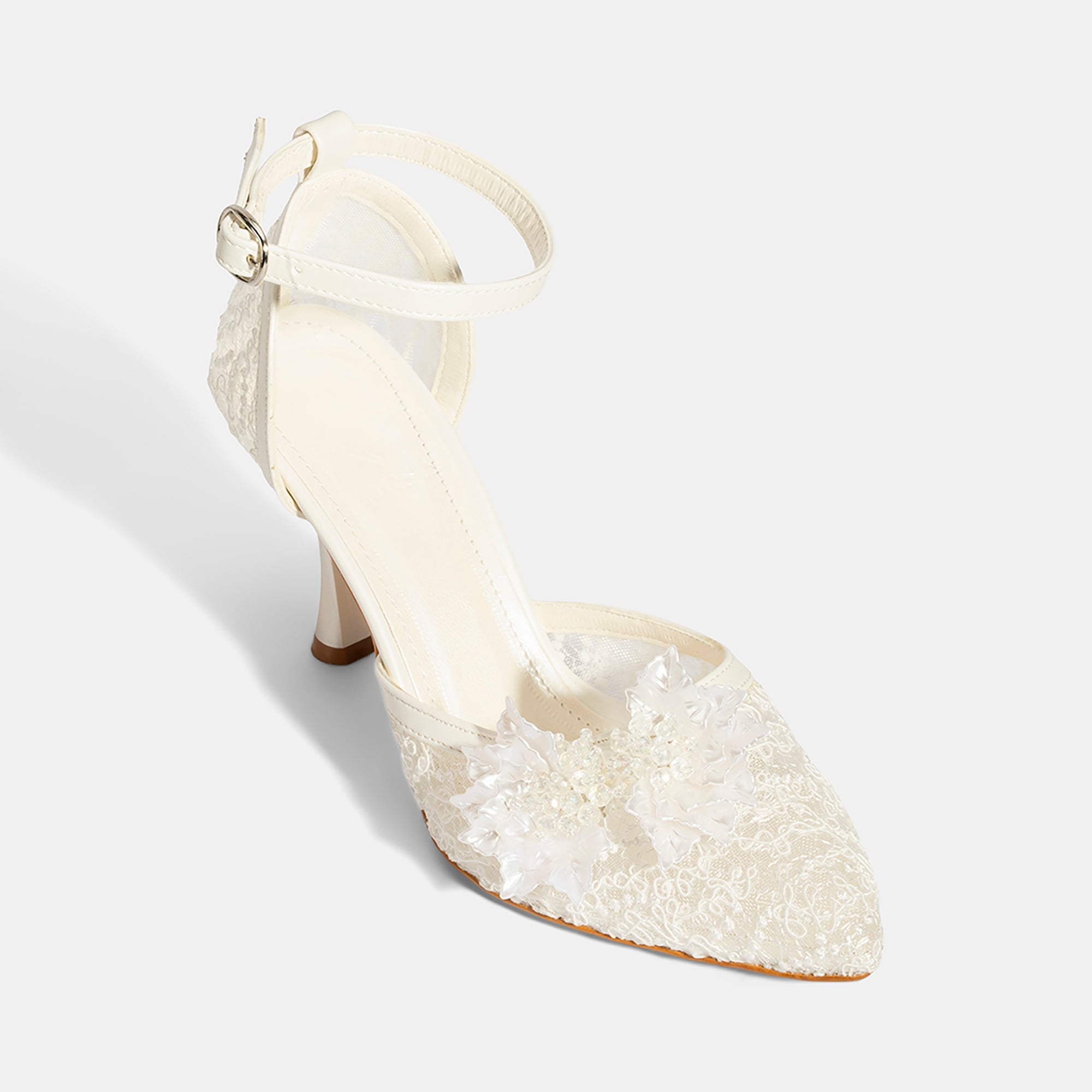 Kadın Beyaz Dantel Detaylı Taşlı Topuklu Gelin Ayakkabısı