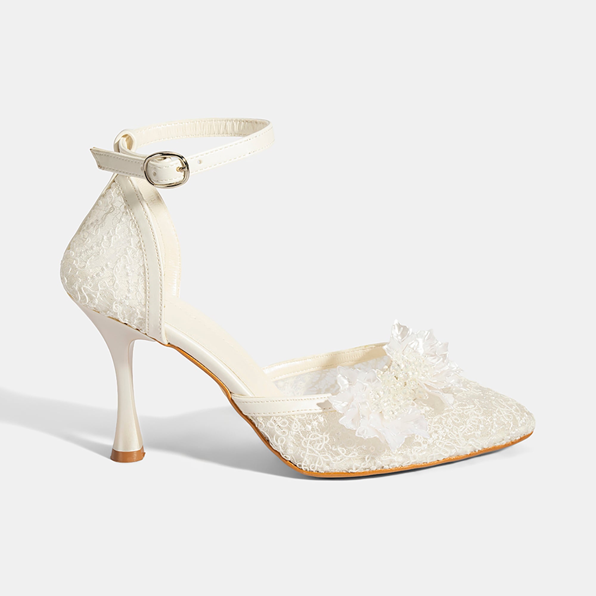 Kadın Beyaz Dantel Detaylı Taşlı Topuklu Gelin Ayakkabısı