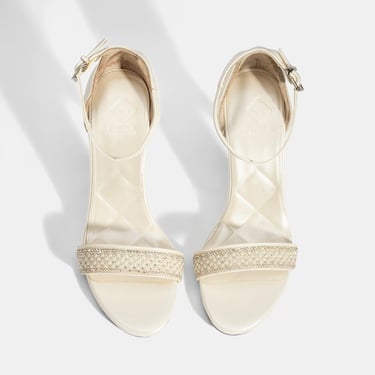  Kadın Beyaz Ayarlanabilir Tokalı Taşlı Topuklu Abiye Sandalet