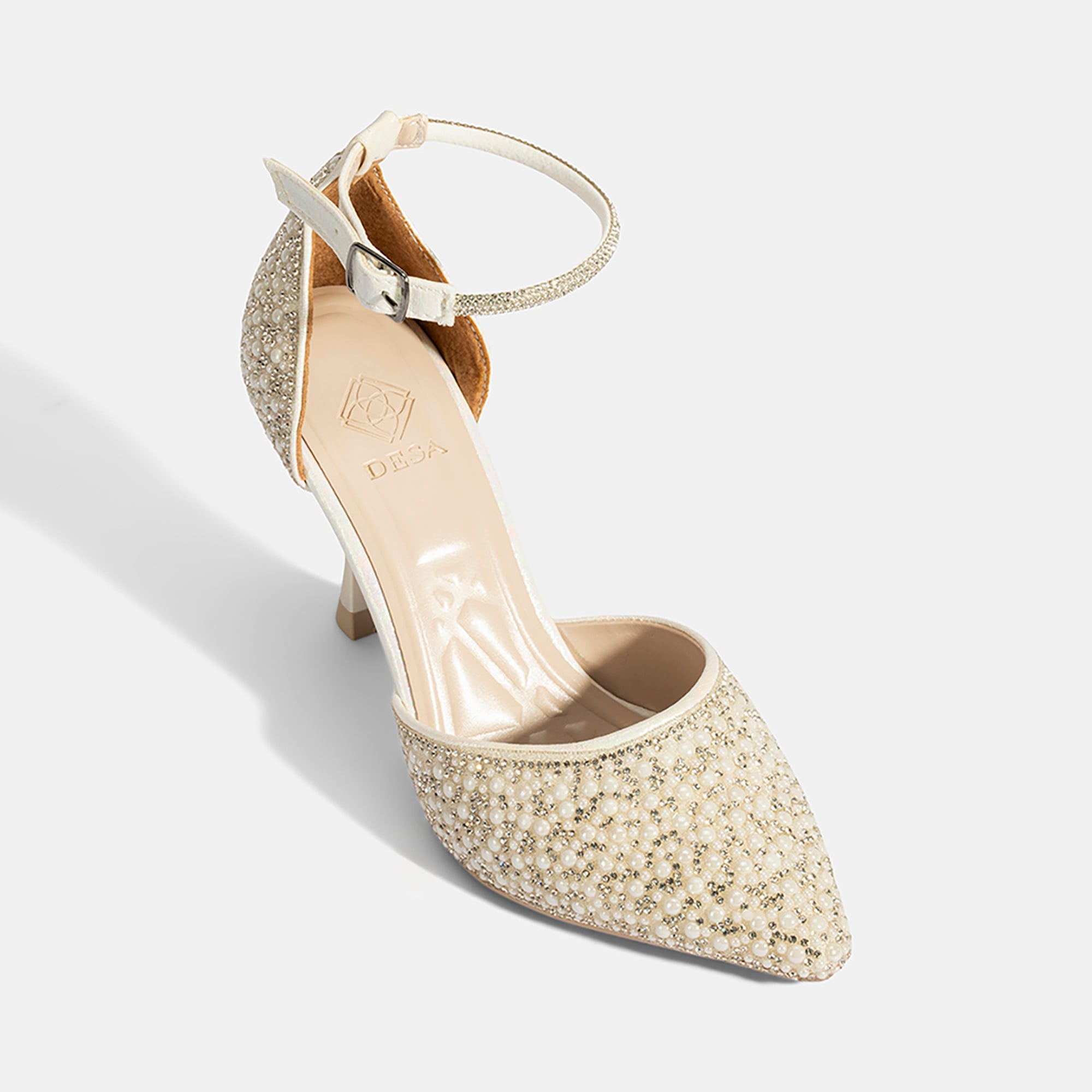 Kadın Beyaz Ayarlanabilir Tokalı Taşlı Gelin Ayakkabısı