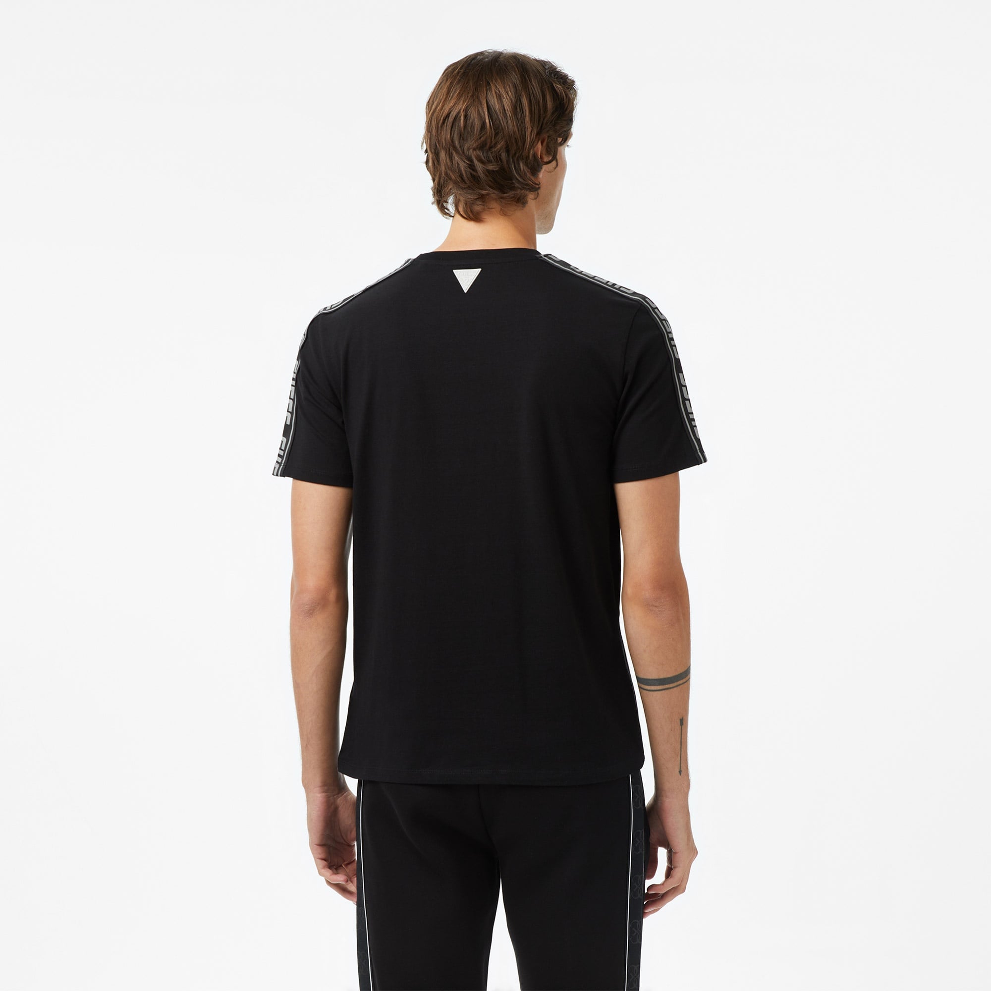 Guess Arlo Mid Organic Stretch Jersey 180 Erkek Siyah T-Shirt