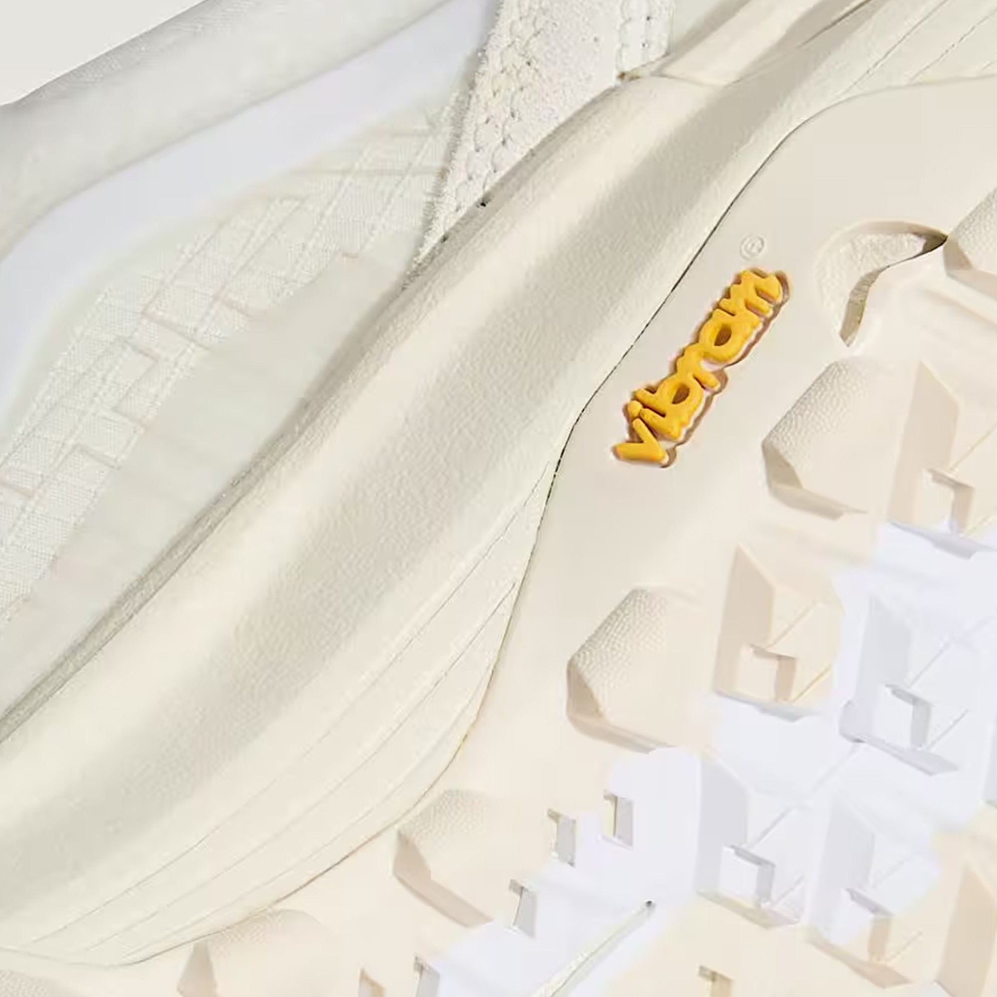 Vans MTE Crosspath XC Gore-Tex Kadın Beyaz Spor Ayakkabı