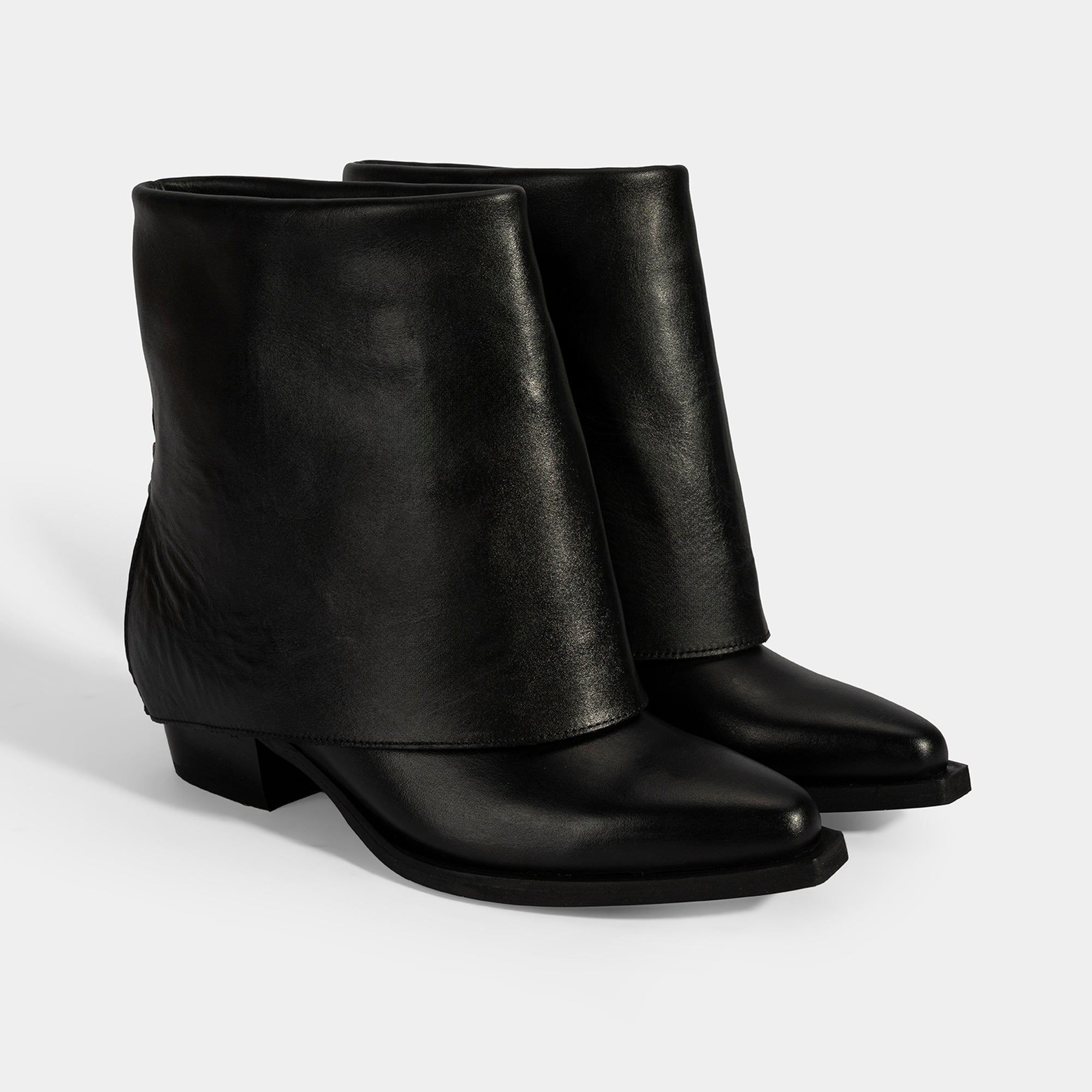 Kadın Siyah Katlama Detaylı Topuklu Deri Bot