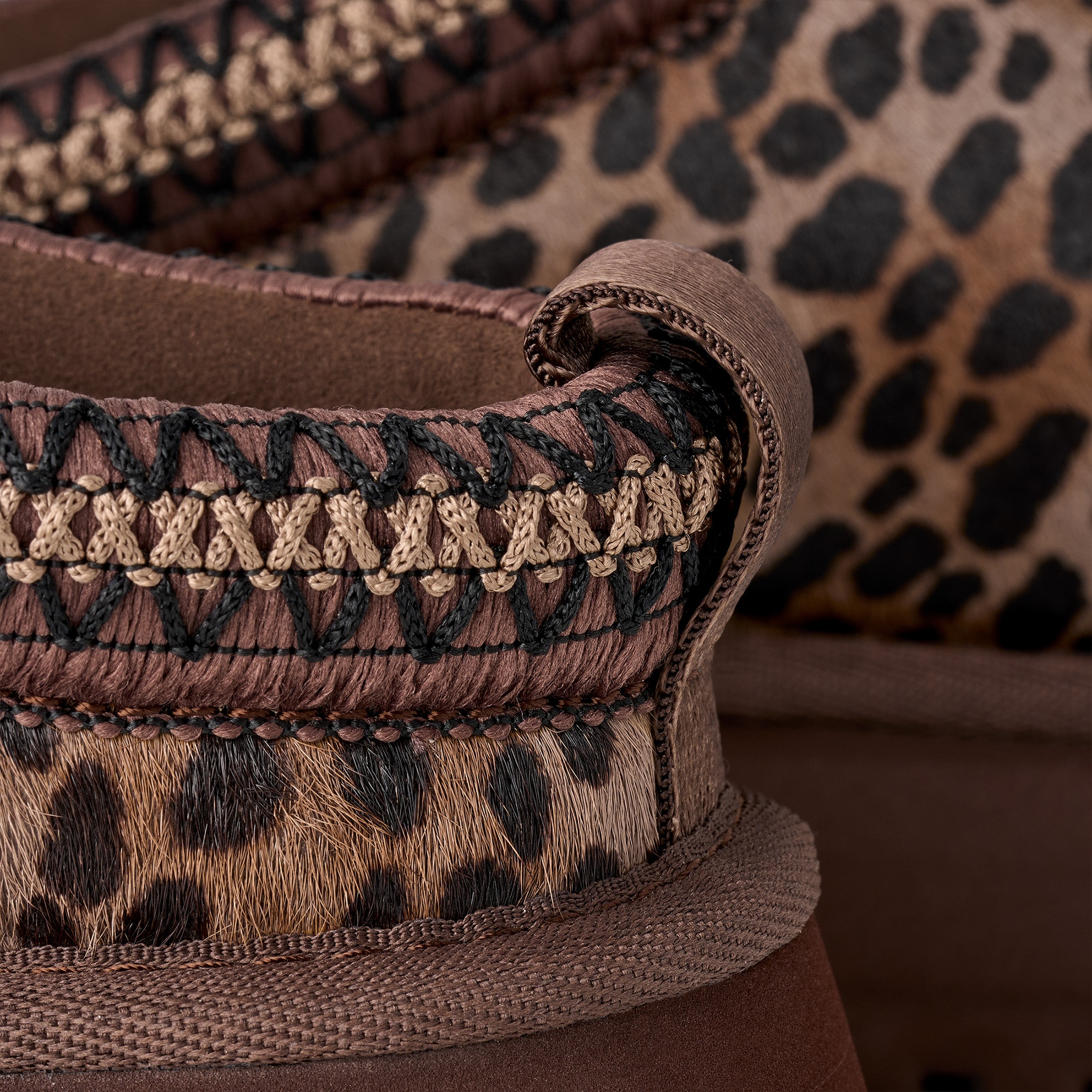 UGG Tazz Caspian Leopar Desenli Kadın Kahverengi Terlik