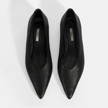  Kadın Siyah İnce Kısa Topuklu Deri Ayakkabı