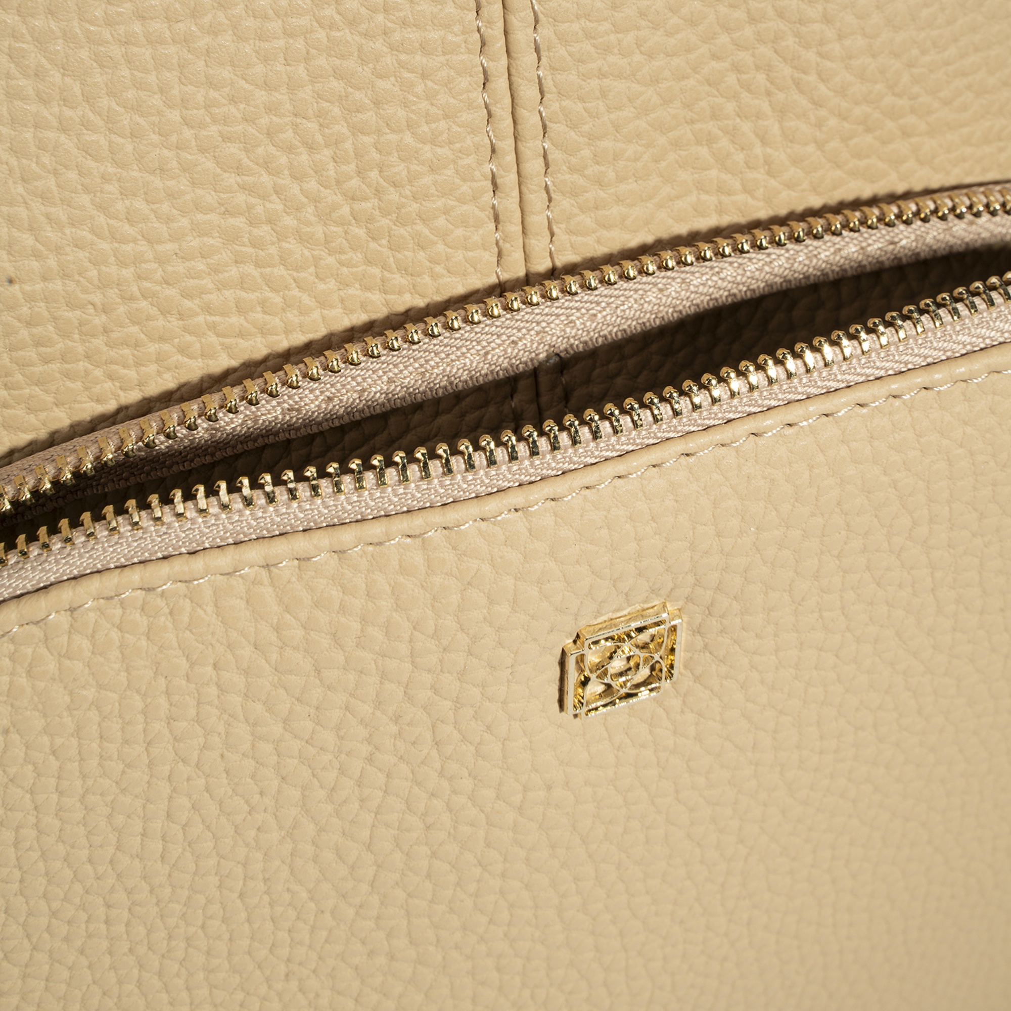 Kadın Bej Sırt Çantası