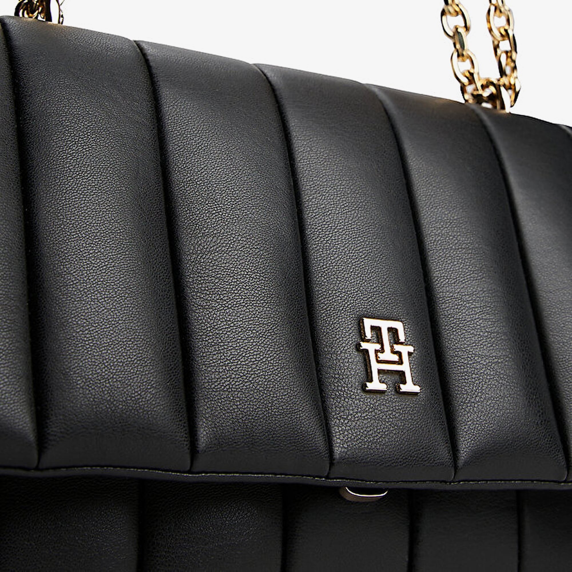 Tommy Hilfiger Grace Med Kadın Siyah Çapraz Çanta