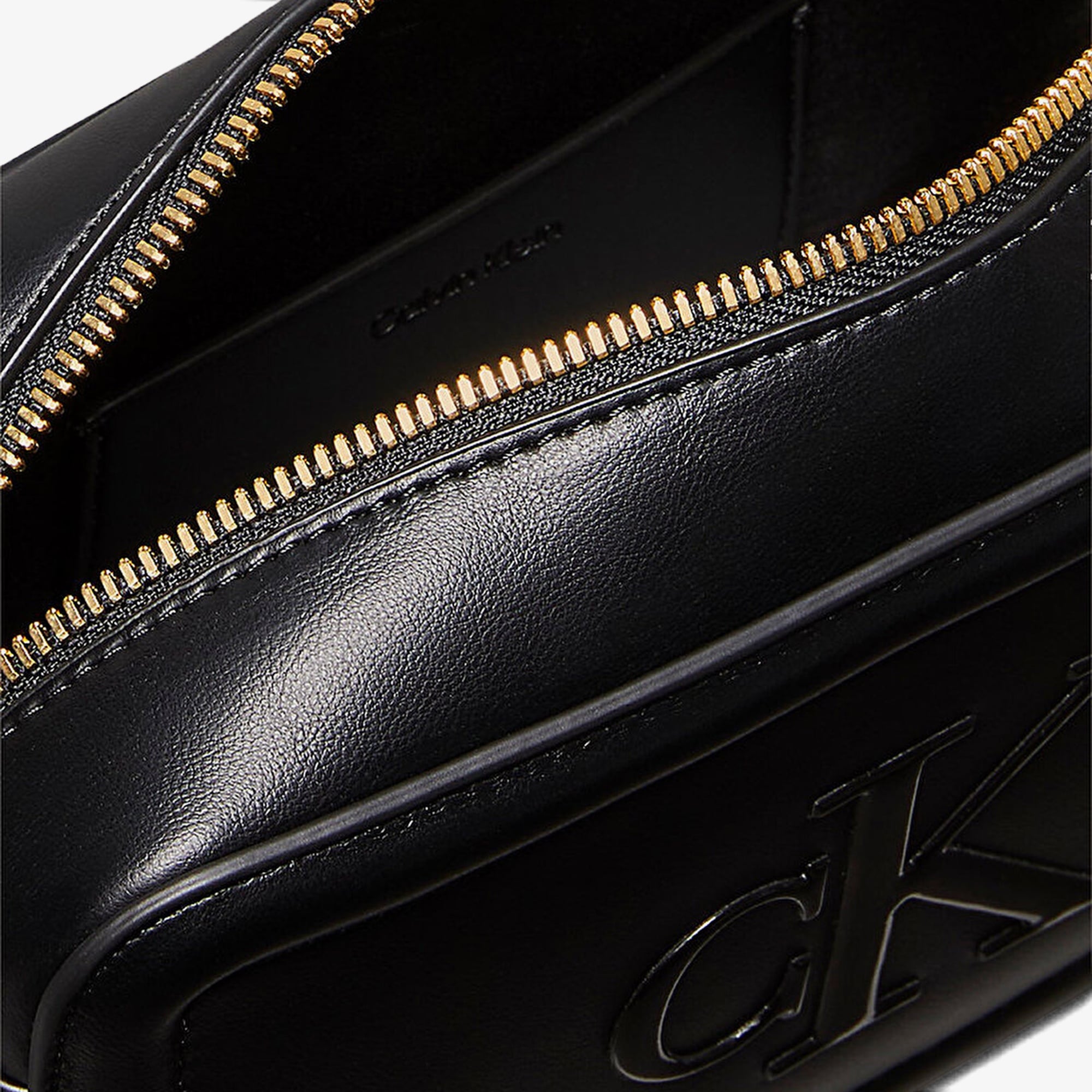 Calvin Klein Bold Camera Kadın Siyah El Çantası