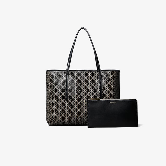  Calvin Klein Emblem Tote Pouch Kadın Siyah Çanta